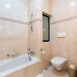 Luxury Seafront Retreat Overlooking Manoel Island Appartement *