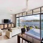 Appartement Luxury Seafront Retreat Overlooking Manoel Island